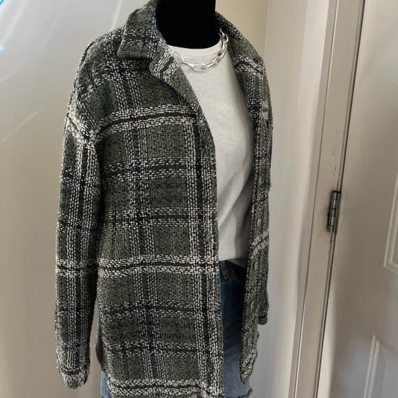 Plaid Vintage Shacket! - Picture 2 of 7